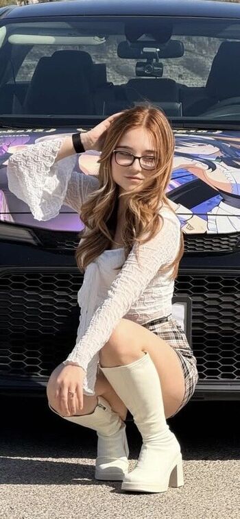 Full leaked Lyssaurora page private photo