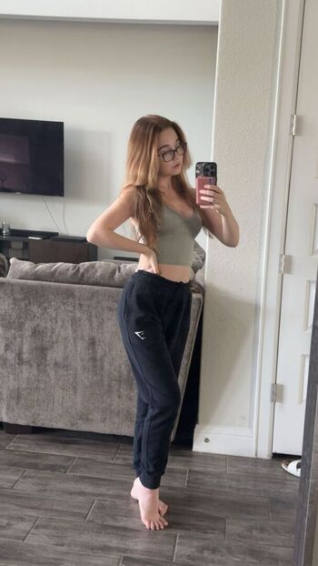 Full leaked Lyssaurora private photo