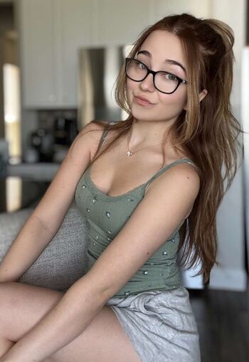 Full leaked Lyssaurora private photo