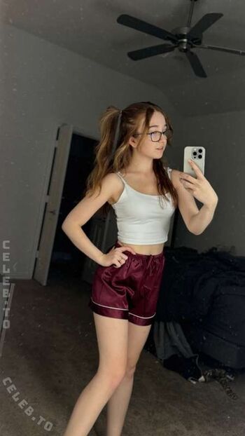 Full leaked Lyssaurora page private photo