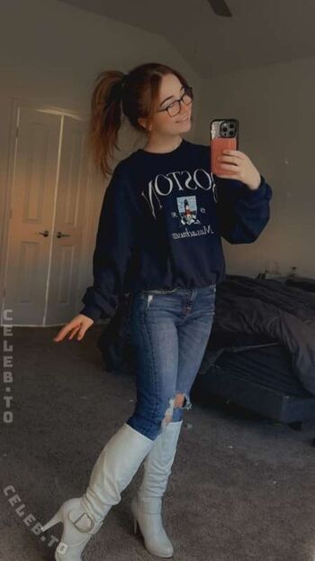 Full leaked Lyssaurora private photo