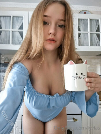 Full leaked Lyvlas private photo