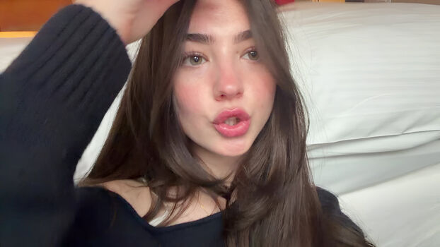 Full leaked Lyzzahh page private photo