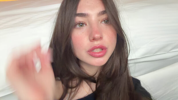 Full leaked Lyzzahh page private photo