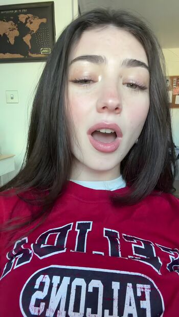 Full leaked Lyzzahh private photo