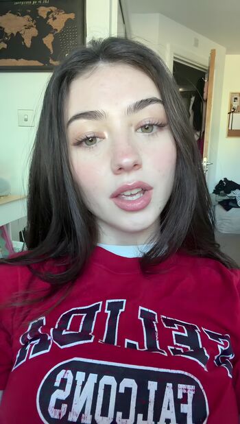 Full leaked Lyzzahh private photo