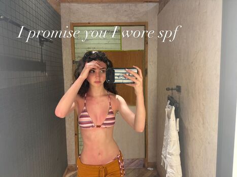 Full leaked Lyzzahh private photo