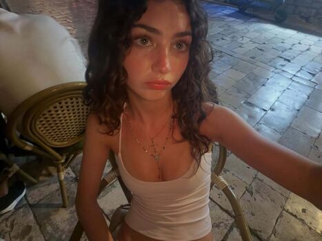 Full leaked Lyzzahh page private photo
