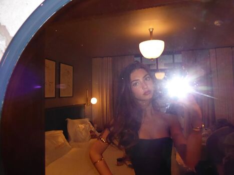 Full leaked Lyzzahh private photo