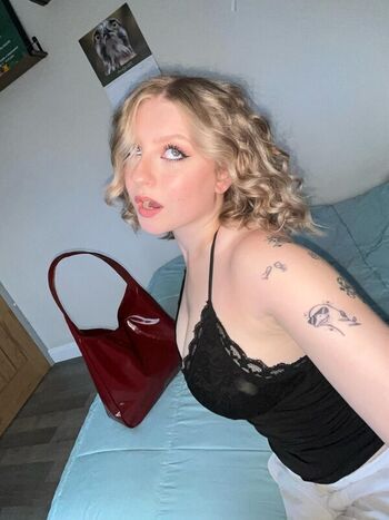 Full leaked M ae private photo