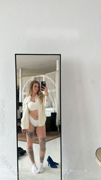 Full leaked M ellixx private photo