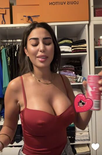 Full leaked Maarocainee private photo