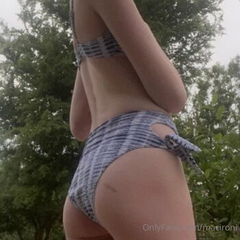 Full leaked Maci currin private photo