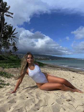 Full leaked Macienickell private photo