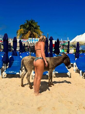 Full leaked Mackenzie green private photo