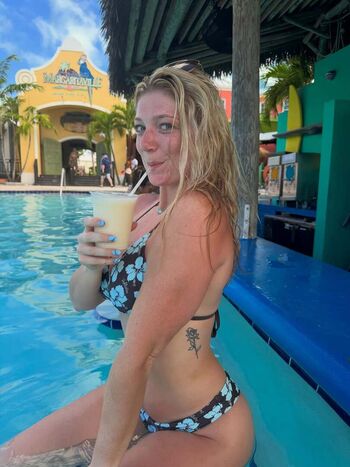 Full leaked Mackenzie green private photo