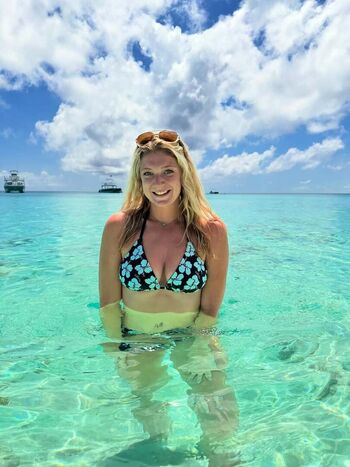Full leaked Mackenzie green private photo