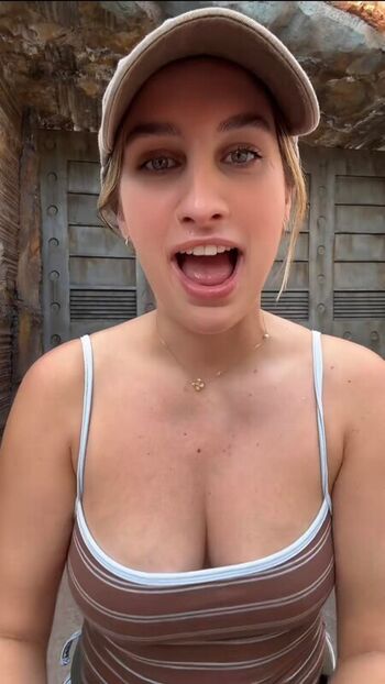 Full leaked Mackenzie lee private photo