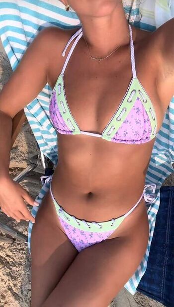 Full leaked Maclaine farrell private photo