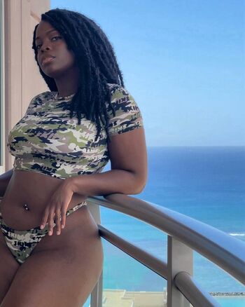 Full leaked Madame summer private photo
