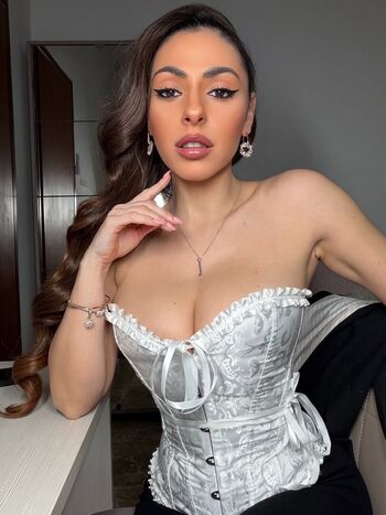 Full leaked Madamex  page private photo