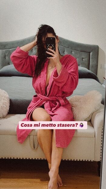 Full leaked Madamex private photo