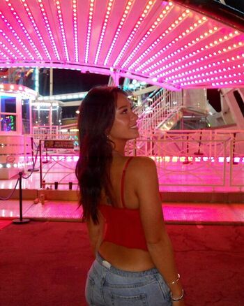 Full leaked Maddibells private photo