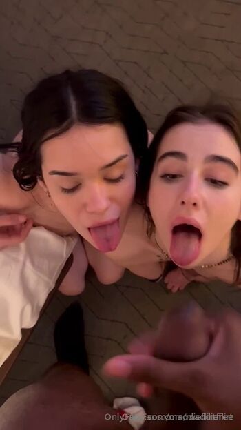 Full leaked Maddieflirt page private photo