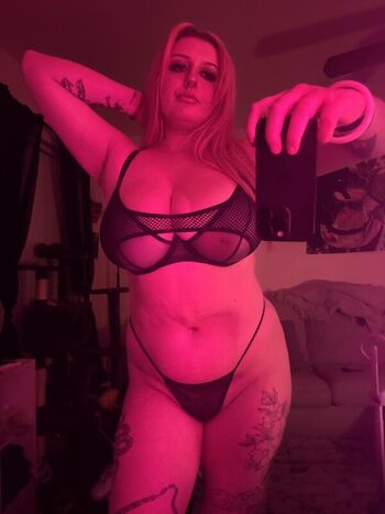 Full leaked Maddieughh private photo