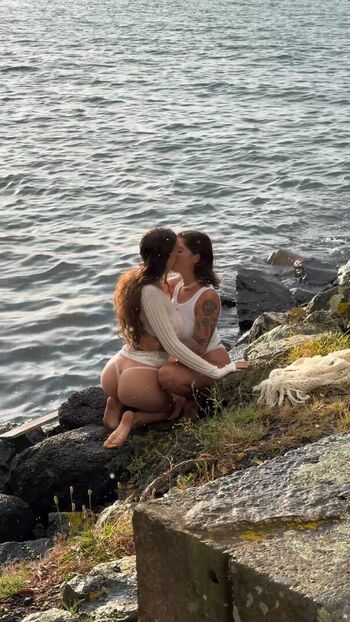 Full leaked Maddii sutton page private photo