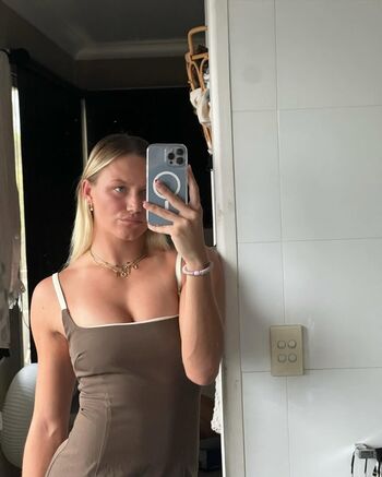 Full leaked Maddison levi private photo