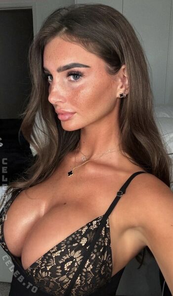 Full leaked Maddycheary private photo