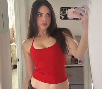 Full leaked Madeleine byrne private photo