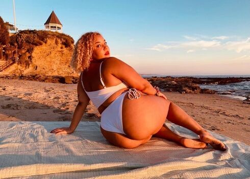 Full leaked Madeline s page private photo