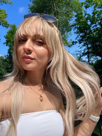 Full leaked Madilyn bailey private photo