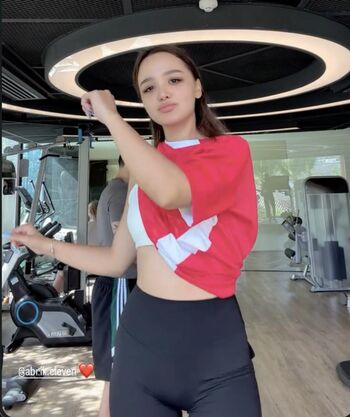 Full leaked Madina private photo