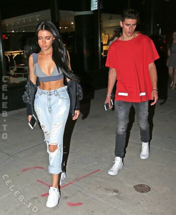 Full leaked Madison beer private photo