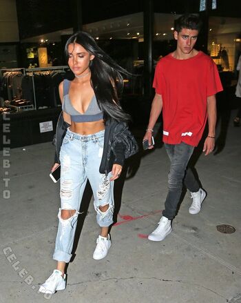 Full leaked Madison beer private photo