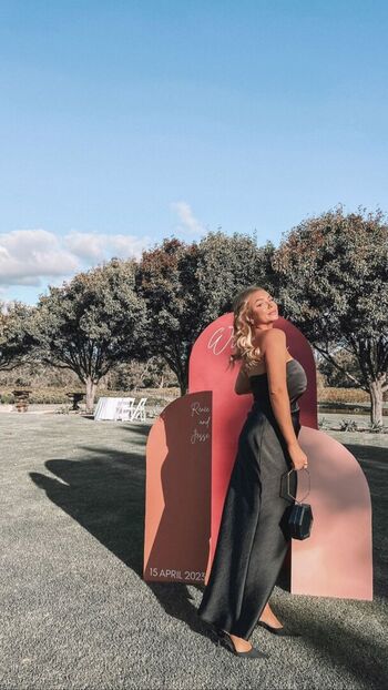 Full leaked Madison mclachlan private photo