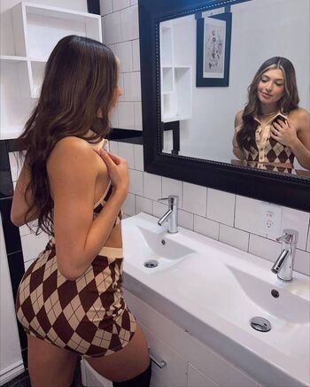 Full leaked Madison mills private photo