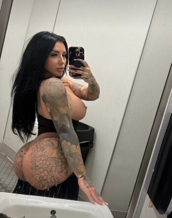 Full leaked Madisonoel private photo