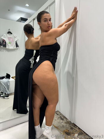 Full leaked Madisun sky private photo