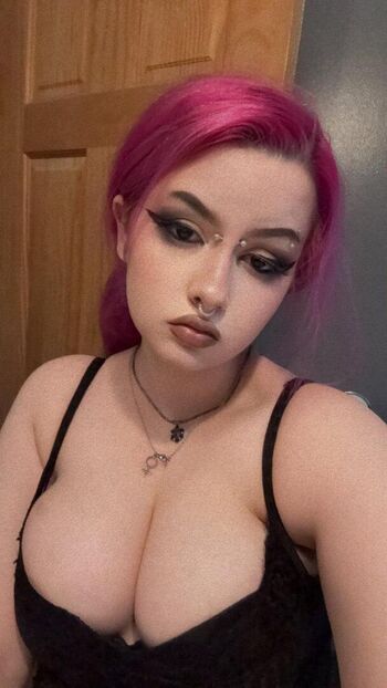 Full leaked Madti patreon private photo