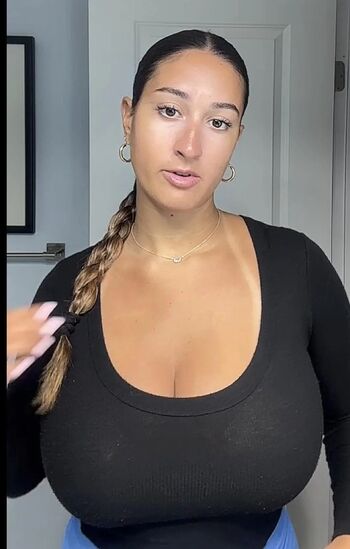 Full leaked Maggie page private photo