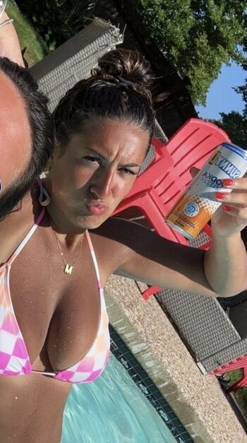 Full leaked Maggie private photo