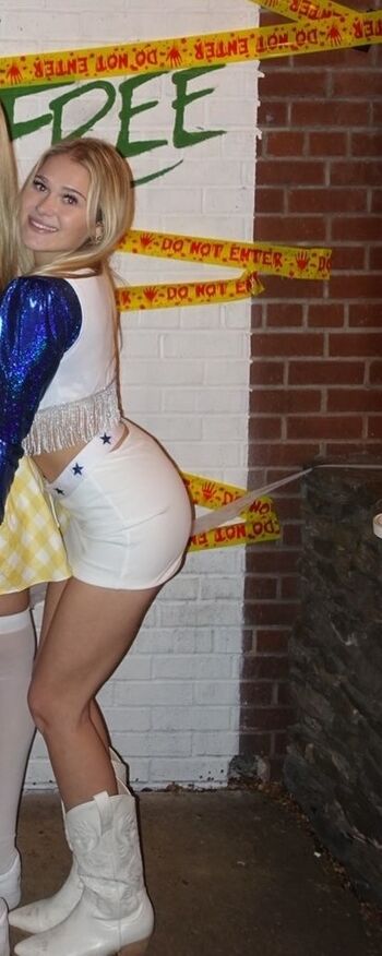 Full leaked Maggie private photo