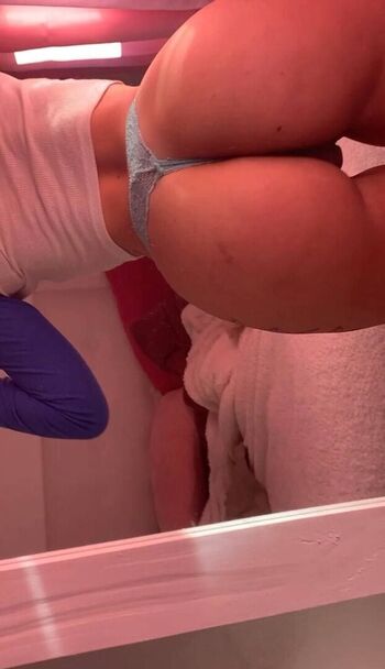 Full leaked Maggie private photo