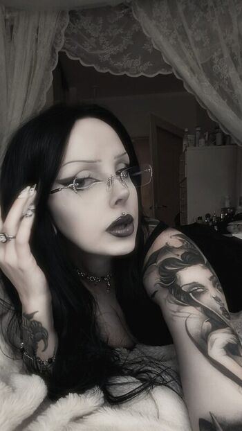 Full leaked Maggothy private photo