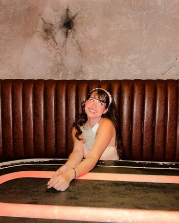 Full leaked Magicwithmeg page private photo