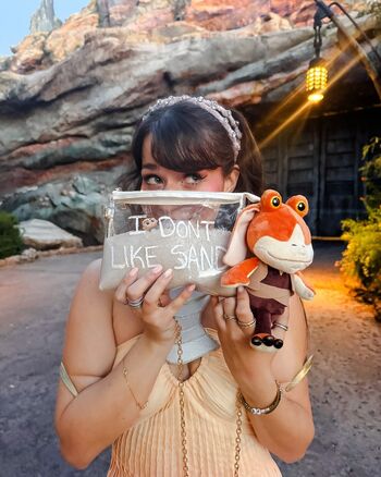 Full leaked Magicwithmeg page private photo